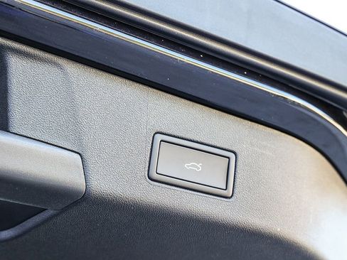 New 2026 Volkswagen ID.4 Pro S image 19