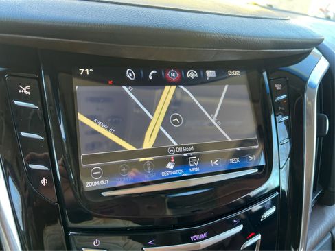 Used 2016 Cadillac Escalade ESV Premium image 26