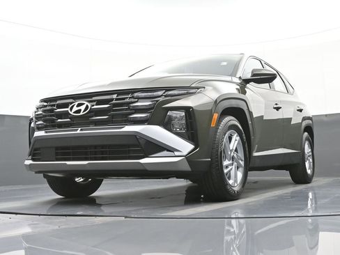 Certified 2026 Hyundai Tucson SE image 48