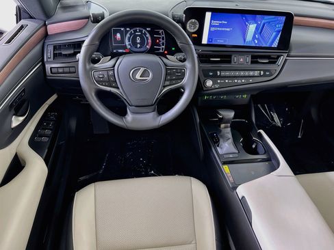 Used 2025 Lexus ES 350 w/ Premium Package FWD image 22
