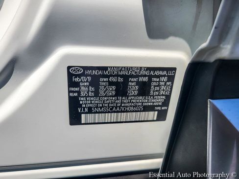Used 2019 Hyundai Santa Fe AWD image 30