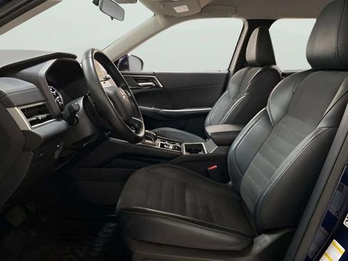 Used 2024 Mitsubishi Outlander SE FWD image 60