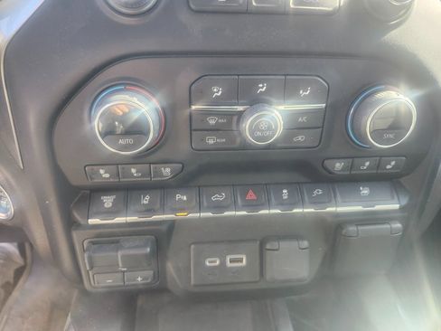 Used 2023 Chevrolet Silverado 3500 LTZ w/ LTZ Convenience Package image 12