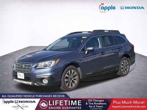 Used 2017 Subaru Outback 2.5i Limited AWD/4WD image 3