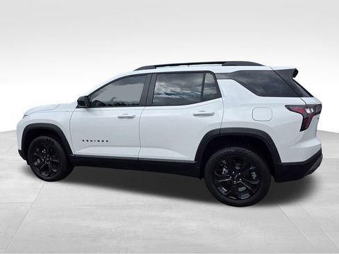 New 2026 Chevrolet Equinox LT w/ Convenience Package II image 4