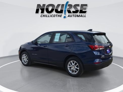 Used 2023 Chevrolet Equinox LS FWD image 6