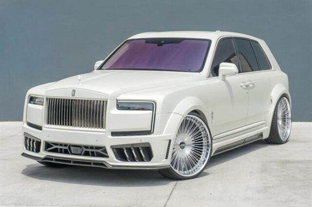 Used 2025 Rolls-Royce Cullinan AWD/4WD image 2