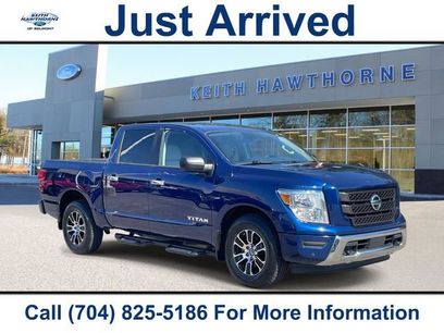 Used 2021 Nissan Titan SV w/ SV Convenience Package