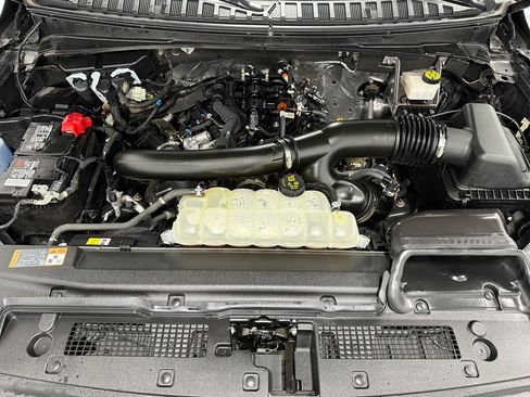 Used 2024 Ford Expedition Max XLT image 35