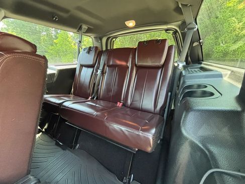 Used 2015 Ford Expedition EL Platinum RWD image 25