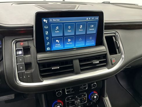 Used 2023 Chevrolet Suburban Premier image 29