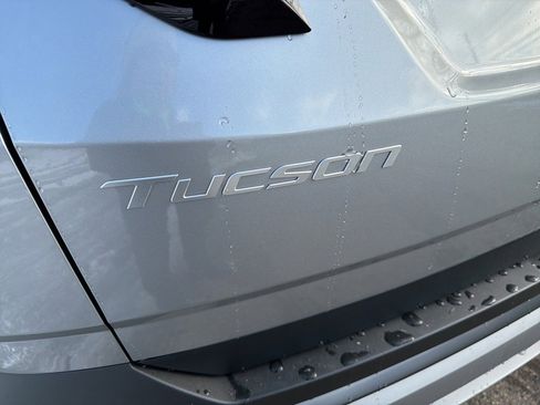 New 2026 Hyundai Tucson SE image 10