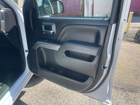 Used 2018 Chevrolet Silverado 1500 LT image 21