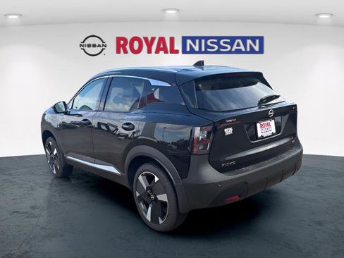 New 2026 Nissan Kicks SR FWD image 5
