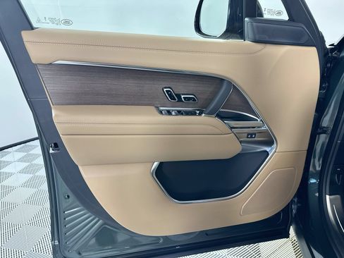 New 2027 Land Rover Range Rover SE AWD/4WD image 14