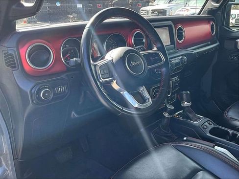 Used 2021 Jeep Wrangler Unlimited Rubicon w/ Dual Top Group AWD/4WD image 14