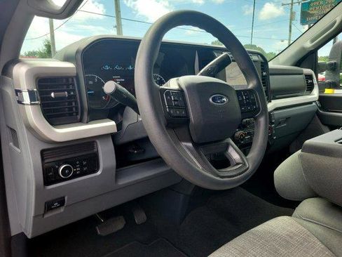 Used 2024 Ford F350 XLT image 23