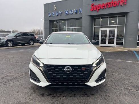 Used 2024 Nissan Altima 2.5 SR image 12