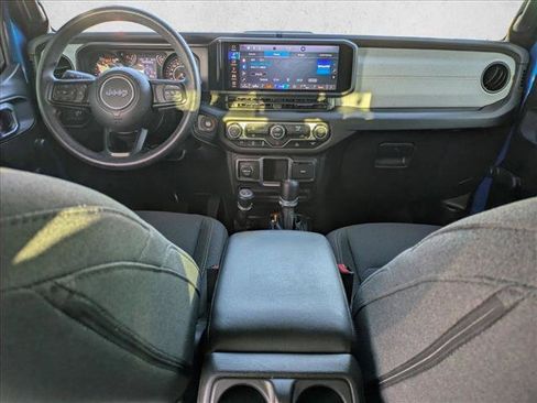 Used 2024 Jeep Wrangler Sport image 17