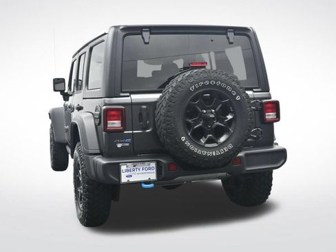 Used 2023 Jeep Wrangler Unlimited w/ Cold Weather Group AWD/4WD image 9