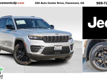 Certified 2024 Jeep Grand Cherokee Altitude