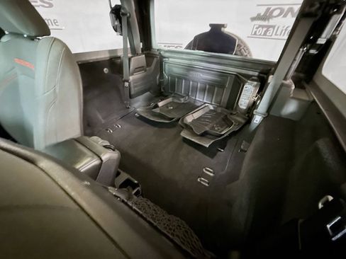 Used 2021 Jeep Wrangler Rubicon AWD/4WD image 24