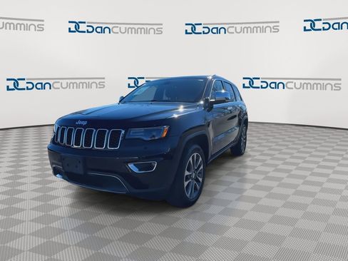 Used 2018 Jeep Grand Cherokee Limited w/ Luxury Group II AWD/4WD image 4