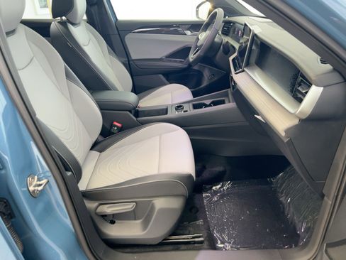 New 2026 Volkswagen Tiguan SE R-Line image 26