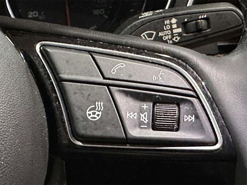 Used 2023 Audi A4 2.0T Premium w/ Convenience Package image 22