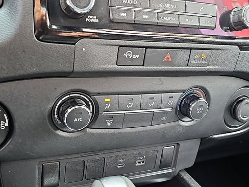 Certified 2024 Nissan Frontier SV image 16