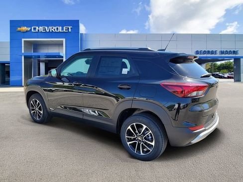 New 2026 Chevrolet TrailBlazer LT FWD image 3