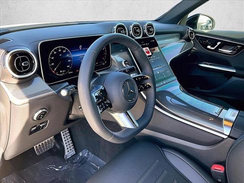 Used 2026 Mercedes-Benz GLC 300 GLC 300 image 14