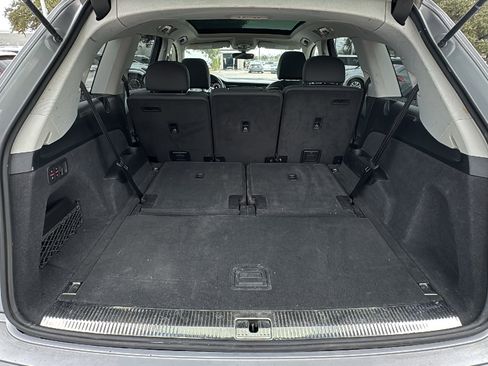 Used 2021 Audi Q7 3.0T Premium Plus image 25