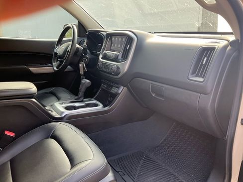 Used 2021 Chevrolet Colorado ZR2 image 11