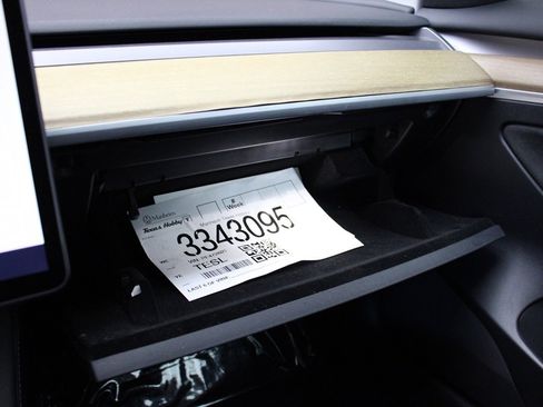 Used 2023 Tesla Model 3 Standard Range image 20