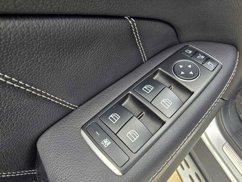 Used 2015 Mercedes-Benz GL 450 4MATIC image 25