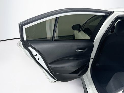 Used 2020 Toyota Corolla SE FWD image 26