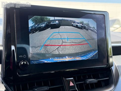 Used 2024 Toyota Corolla LE FWD image 22