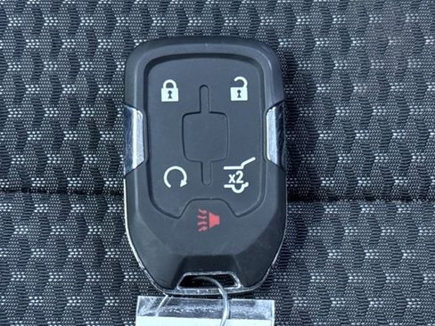 Used 2023 GMC Acadia SLE w/ Driver Convenience Package image 27