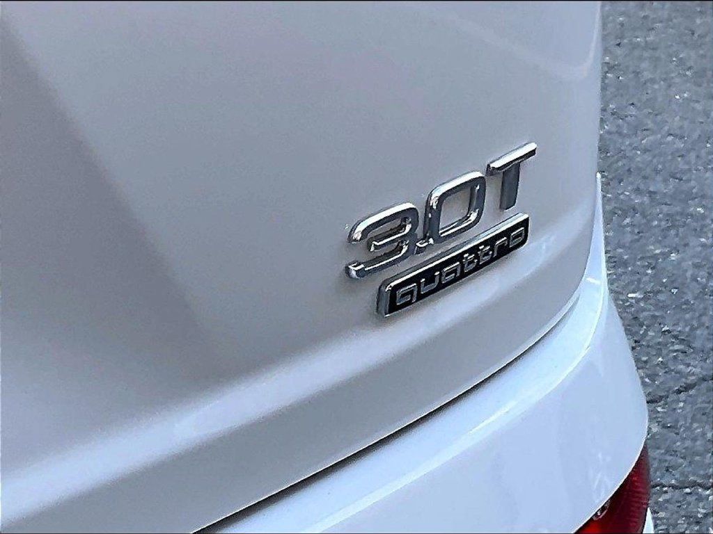 Used 2018 Audi Q7 3.0T Premium Plus w/ Premium Plus Package AWD/4WD image 29