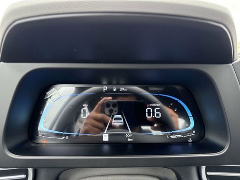 New 2026 Hyundai Elantra Sport FWD image 16