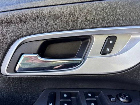 Used 2012 Chevrolet Equinox LT AWD/4WD image 14