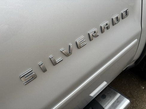 Used 2018 Chevrolet Silverado 1500 LT w/ All Star Edition image 9