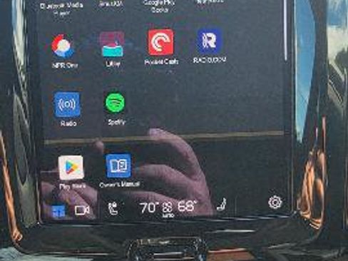 Used 2023 Volvo XC60 B5 Plus w/ Climate Package image 16