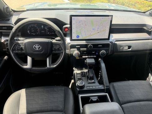 Certified 2026 Toyota 4Runner TRD Off-Road Premium AWD/4WD image 9