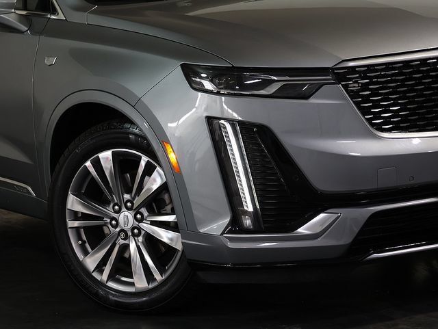 Used 2023 Cadillac XT6 Premium Luxury w/ LPO, Floor Liner Package AWD/4WD image 8