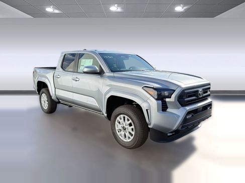 New 2026 Toyota Tacoma SR5 AWD/4WD image 7