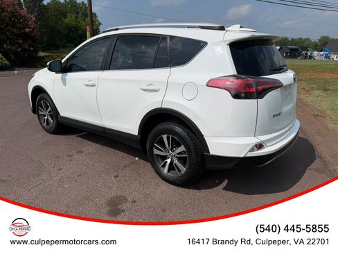 Used 2018 Toyota RAV4 XLE FWD image 3