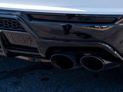 Used 2022 Lamborghini Urus AWD/4WD image 14
