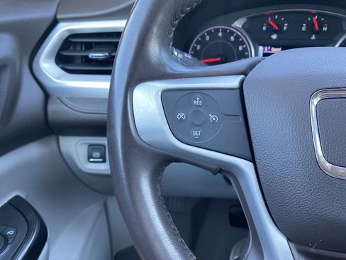 Used 2019 GMC Acadia SLT w/ LPO, Floor Liner Package FWD image 19